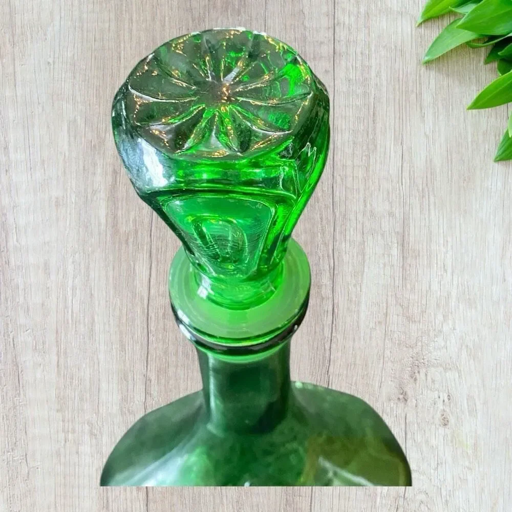 Empoli Emerald Green Diamond Cut Decanter Perfect - Picture 6 of 10
